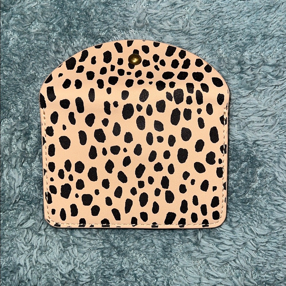 Universal Thread Leopard Card Holder & Wallet Bun… - image 5